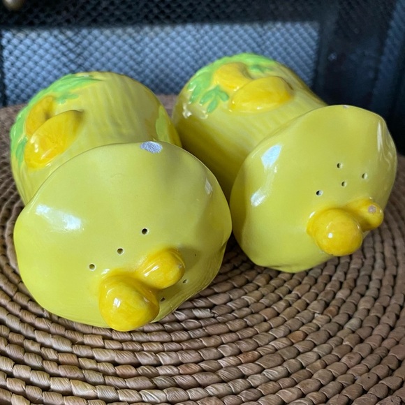 Vintage Arnels Mushrooms Seard Roebuck Merry Ceramic yellow Salt Pepper Mugs - Picture 11 of 13
